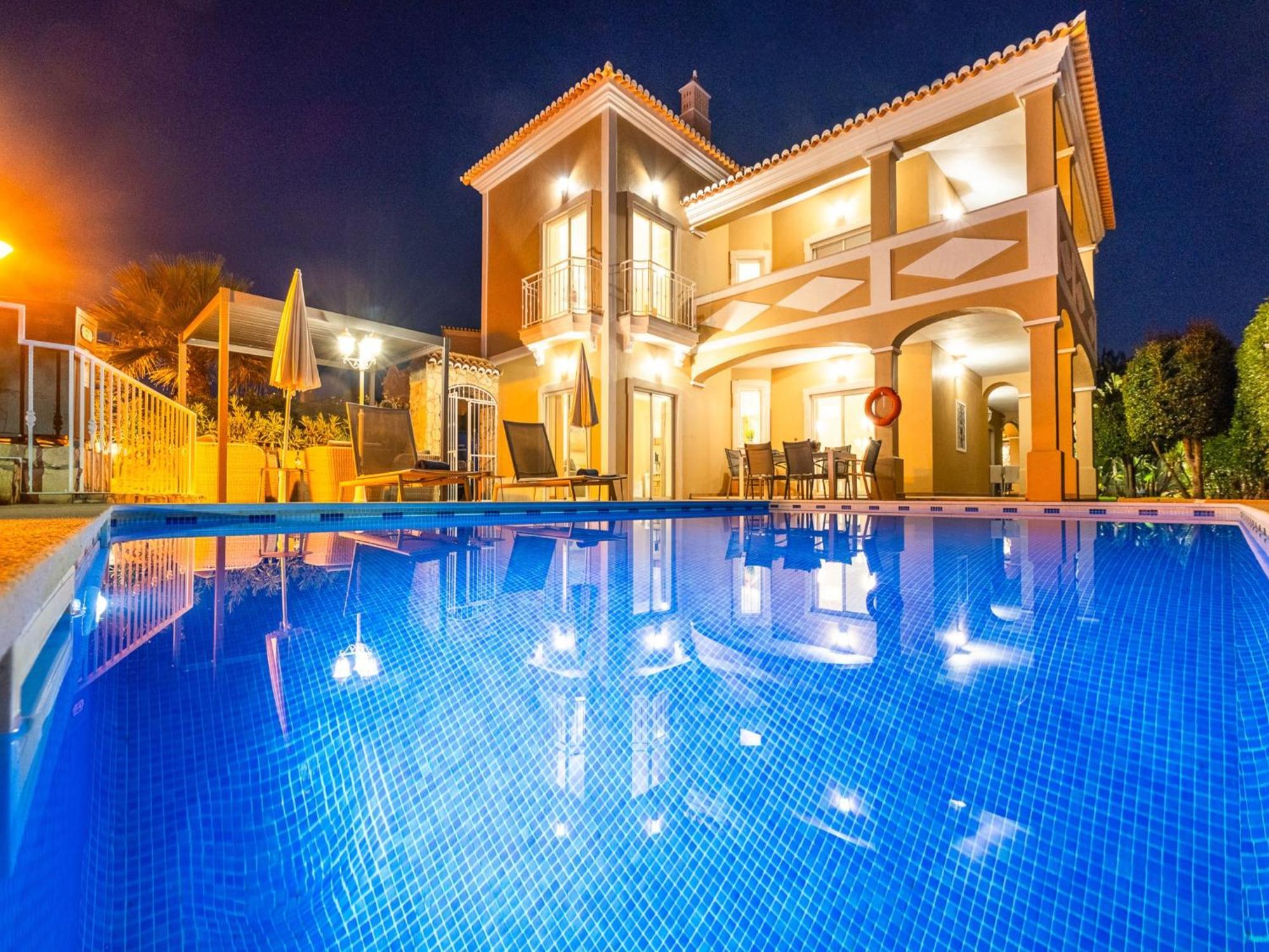 Modern With Sea Views *